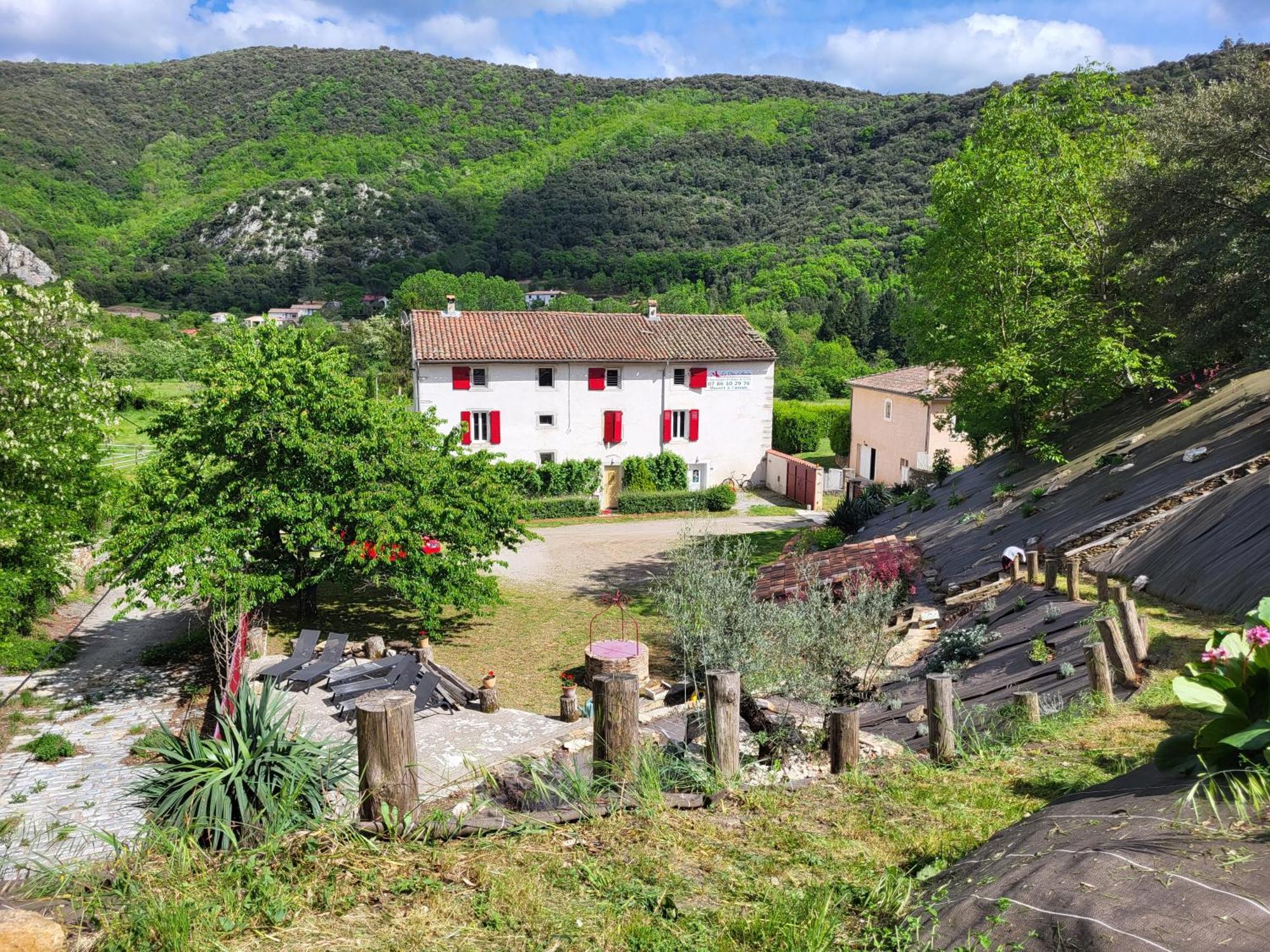 Chambre D'Hote Le Clos D'Audio A Riols Kültér fotó
