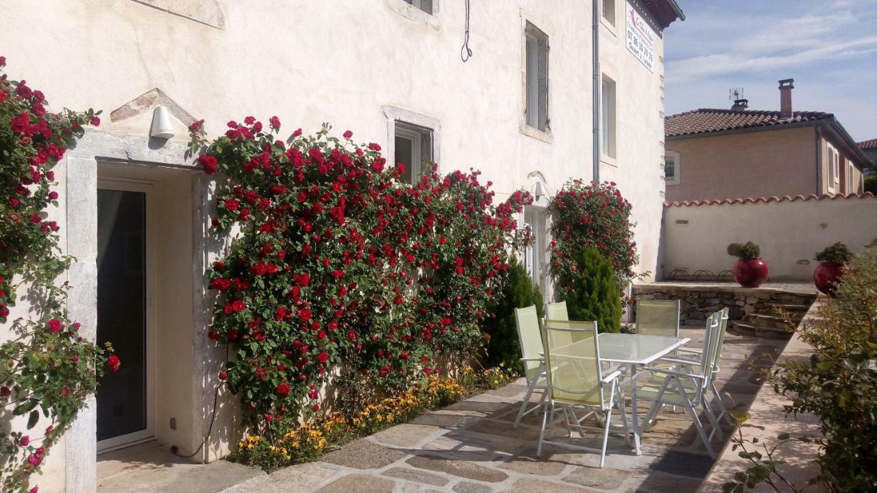 Chambre D'Hote Le Clos D'Audio A Riols Kültér fotó